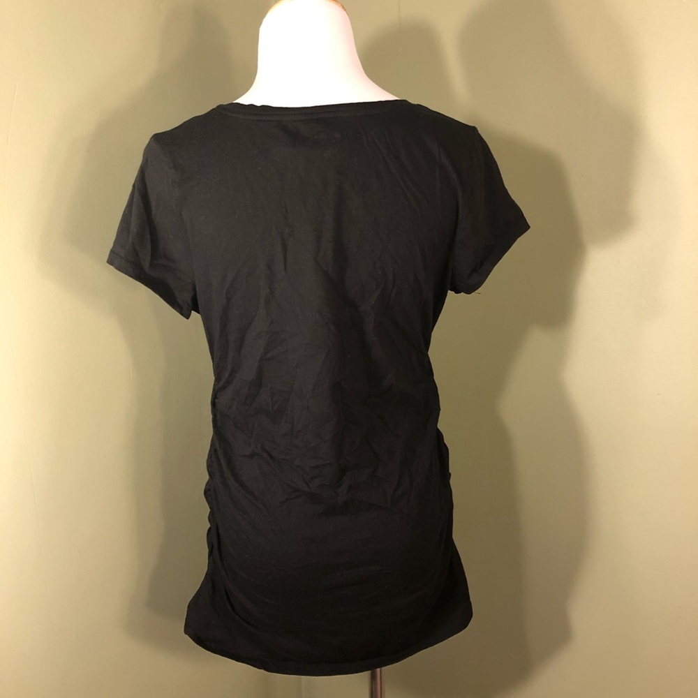 M Liz Lange Maternity for Target tee-shirt. Black. - Picture 5 of 8